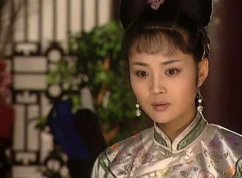 《康熙王朝》中的苏麻喇姑，身上竟有一丝邪恶的影子-图片1