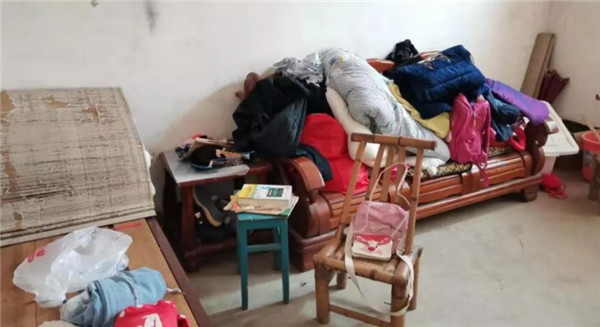 “家中不放6物，生活越来越富”，究竟是哪6物？不论家里多宽敞，尽快处理掉-图片1
